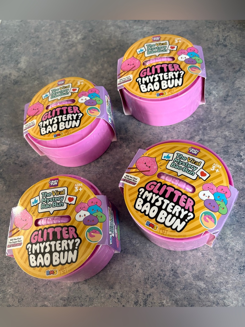 Glitter Mystery Bao Bun Squishy Toy